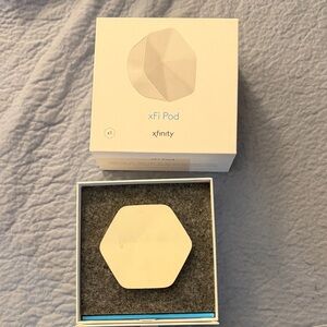 Xfinity xFi Pod - White